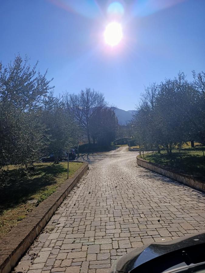 Rossomattone Countryhouse Сулмона Екстериор снимка